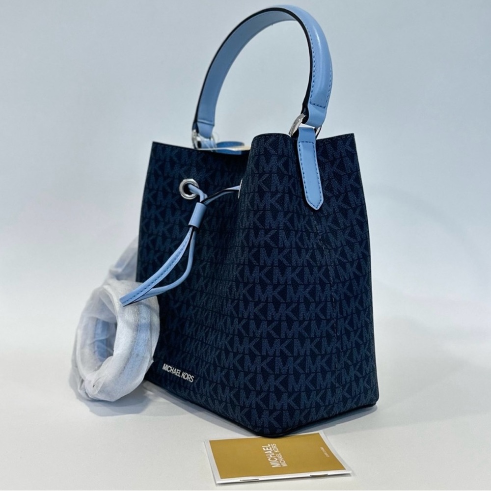 Michael Kors Suri Medium Bucket - Picture 3 of 10